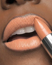 Load image into Gallery viewer, KISS ME - THE PERFECT NUDE
